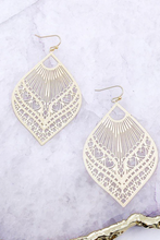 Load image into Gallery viewer, Metal Filigree Earrings
