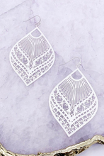 Load image into Gallery viewer, Metal Filigree Earrings
