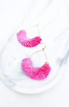 Cargar imagen en el visor de la galería, Teardrop Multi Tassel Earrings
